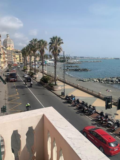 Loft 53 Waterfront Of Genova Pegli Apartment Exterior photo
